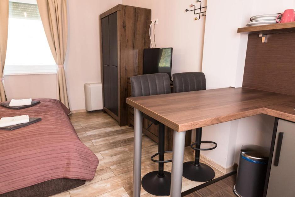 Balkon Apartmanhaz Panzio Balatonfüred Extérieur photo