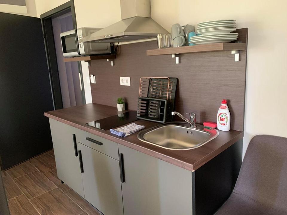 Balkon Apartmanhaz Panzio Balatonfüred Extérieur photo