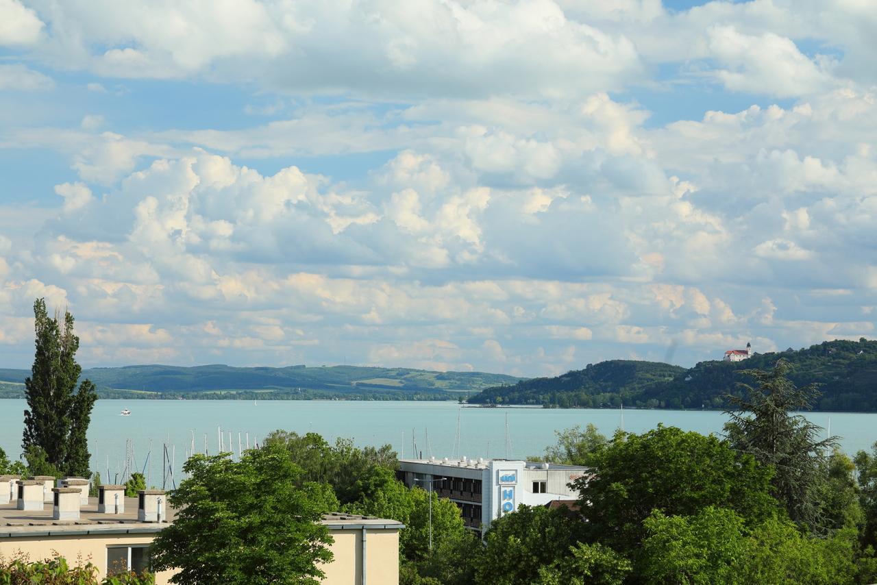 Balkon Apartmanhaz Panzio Balatonfüred Extérieur photo