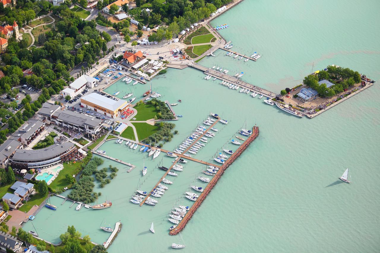Balkon Apartmanhaz Panzio Balatonfüred Extérieur photo